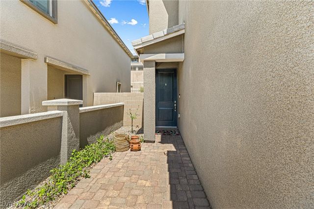 12537 Lylan Ridge Street, Las Vegas, NV 89138