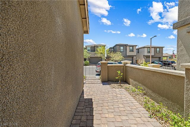 12537 Lylan Ridge Street, Las Vegas, NV 89138