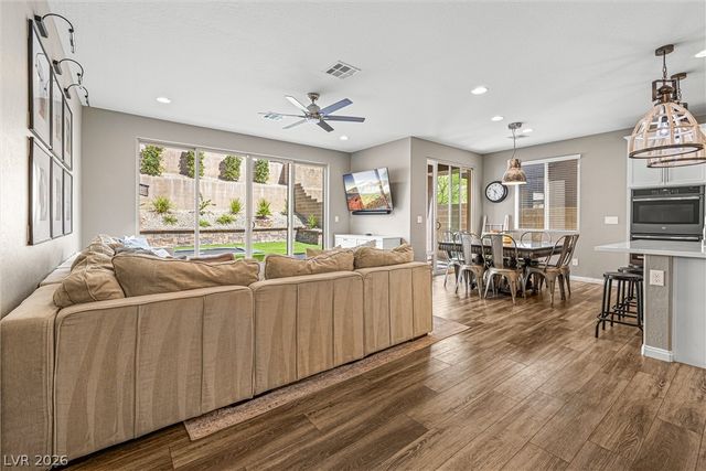 12537 Lylan Ridge Street, Las Vegas, NV 89138