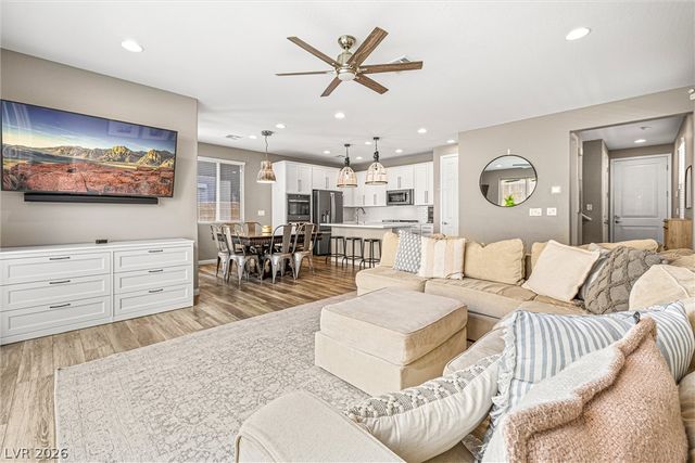 12537 Lylan Ridge Street, Las Vegas, NV 89138