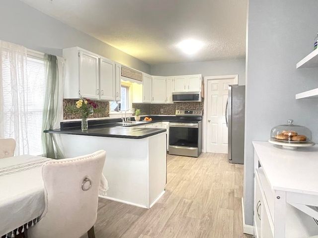 98 Monadnock Street, Troy, NH 03465