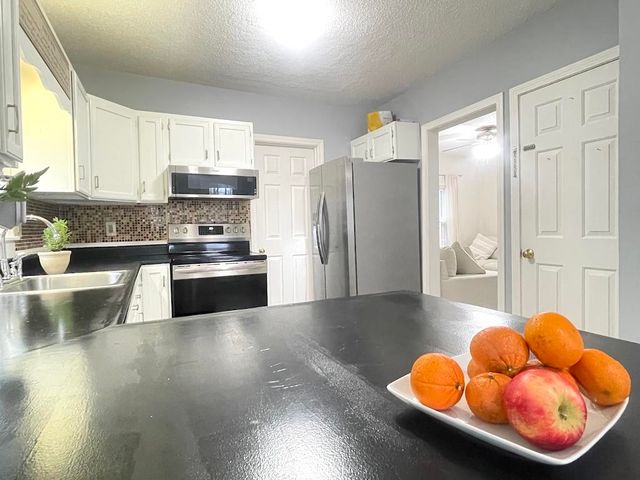 98 Monadnock Street, Troy, NH 03465