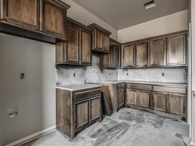 24953 Belmont Pass, Cashion, OK 73016