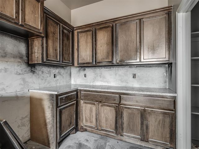 24953 Belmont Pass, Cashion, OK 73016