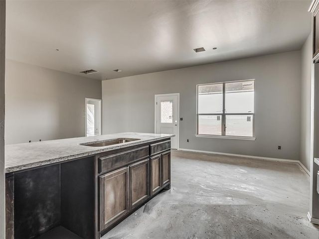 24953 Belmont Pass, Cashion, OK 73016