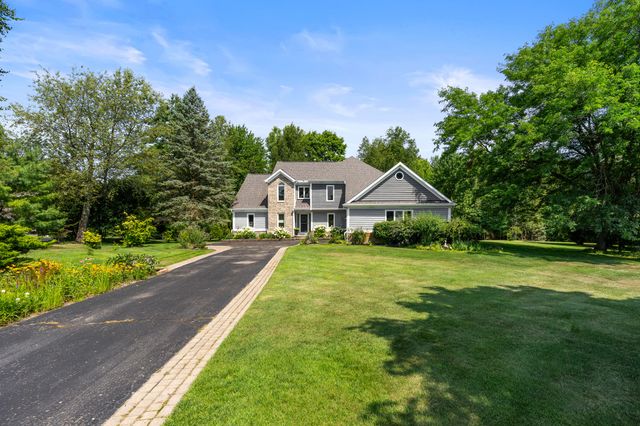 5440 Ridge Trail N, Clarkston, MI 48348