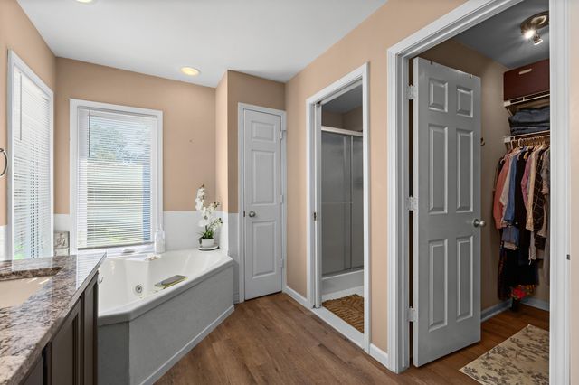 5440 Ridge Trail N, Clarkston, MI 48348