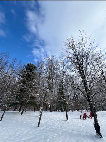 5440 Ridge Trail N, Clarkston, MI 48348