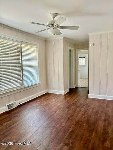 1000 Cameron Drive, Kinston, NC 28501