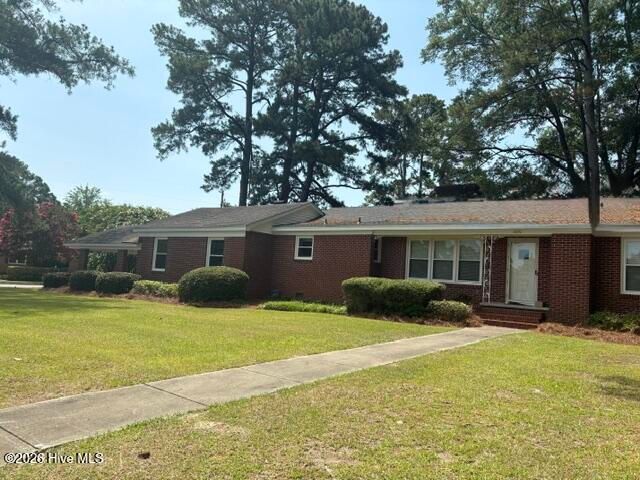 1000 Cameron Drive, Kinston, NC 28501