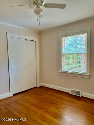 1000 Cameron Drive, Kinston, NC 28501