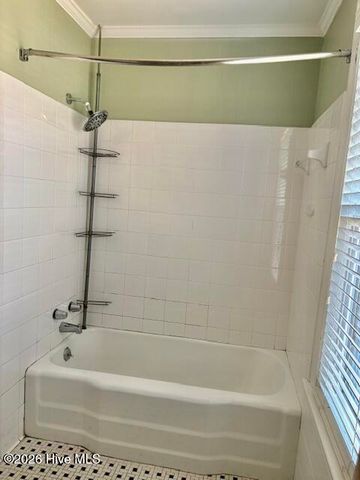 1000 Cameron Drive, Kinston, NC 28501