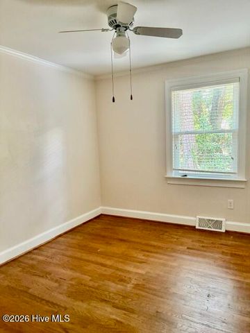1000 Cameron Drive, Kinston, NC 28501