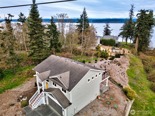 2303 North Bluff Road, Greenbank, WA 98253