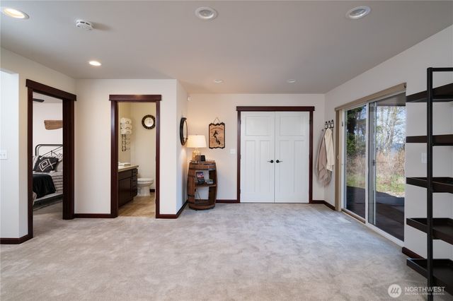 2303 North Bluff Road, Greenbank, WA 98253