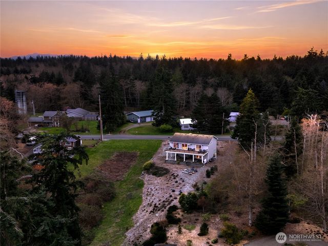 2303 North Bluff Road, Greenbank, WA 98253