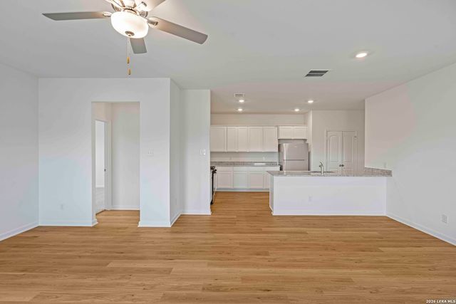 3438 Druthers Way, San Antonio, TX 78109