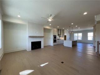 130 Chiswick Circle 42, Alpharetta, GA 30009