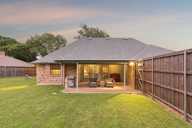 5205 Dixie Circle, Sachse, TX 75048