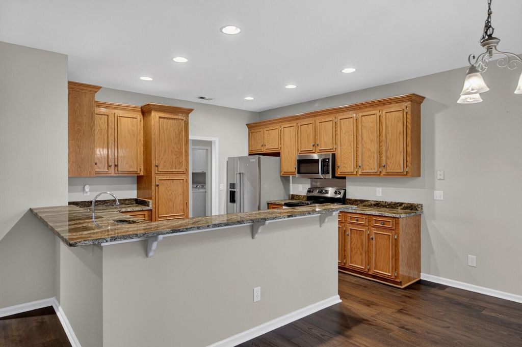 Image 12 of property listing at 8719 Evangeline Drive, North Charleston, SC 29420