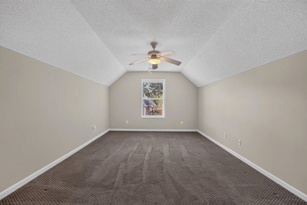Image 30 of property listing at 8719 Evangeline Drive, North Charleston, SC 29420