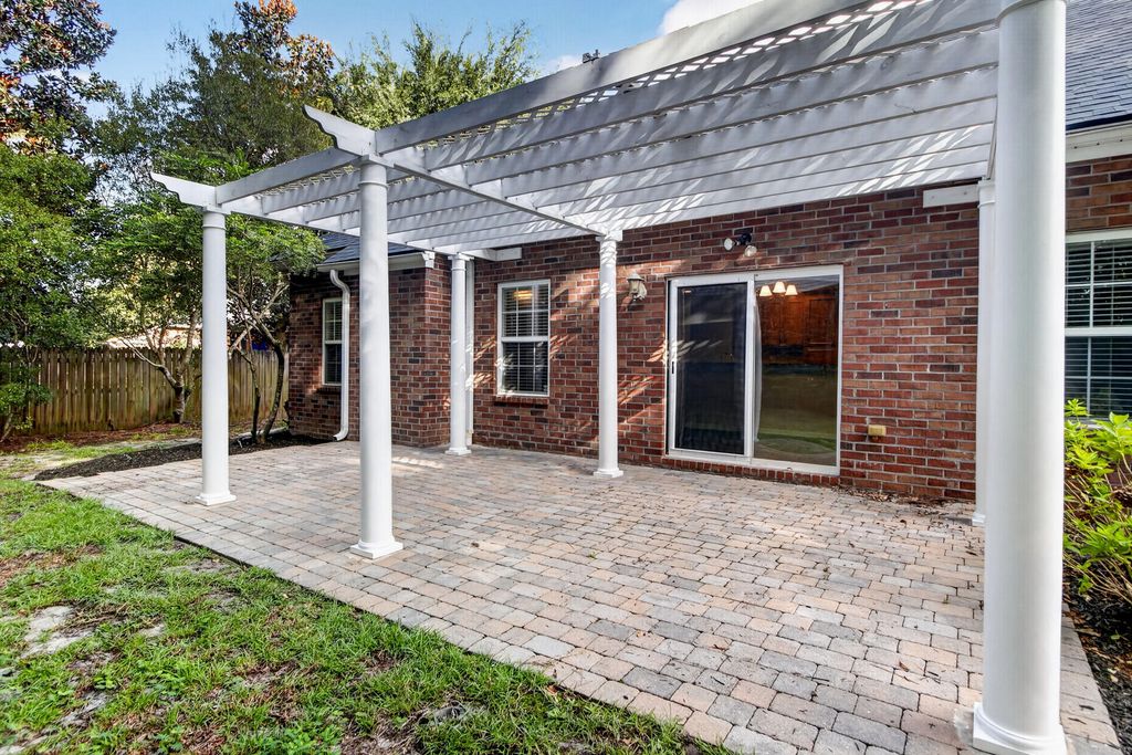 Image 32 of property listing at 8719 Evangeline Drive, North Charleston, SC 29420