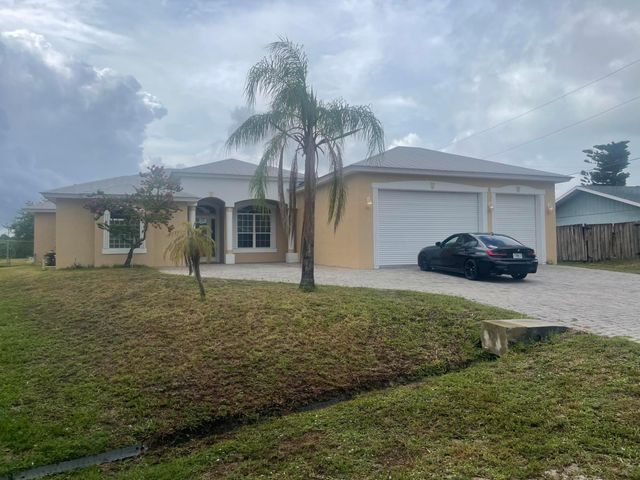 2643 SW Harem Circle, Port St. Lucie, Port St Lucie, FL 34953