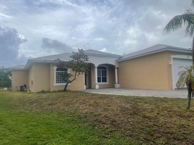 2643 SW Harem Circle, Port St. Lucie, Port St Lucie, FL 34953