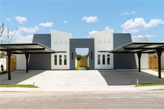 1301 Rosewood Lane 3, Pharr, TX 78577