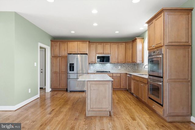 4337 BARBERRY DR, Huntingtown, MD 20639