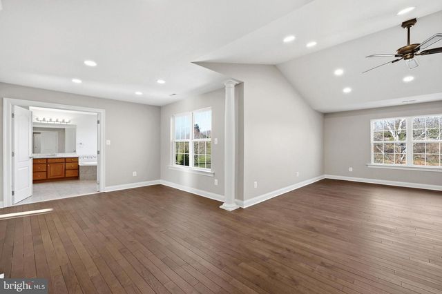 4337 BARBERRY DR, Huntingtown, MD 20639