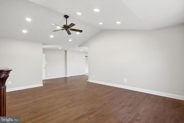 4337 BARBERRY DR, Huntingtown, MD 20639