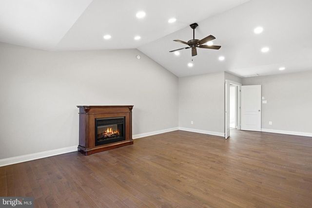 4337 BARBERRY DR, Huntingtown, MD 20639