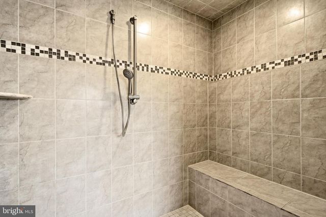 4337 BARBERRY DR, Huntingtown, MD 20639