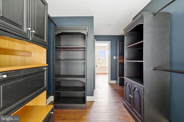 4337 BARBERRY DR, Huntingtown, MD 20639