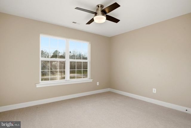 4337 BARBERRY DR, Huntingtown, MD 20639