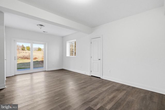 4337 BARBERRY DR, Huntingtown, MD 20639