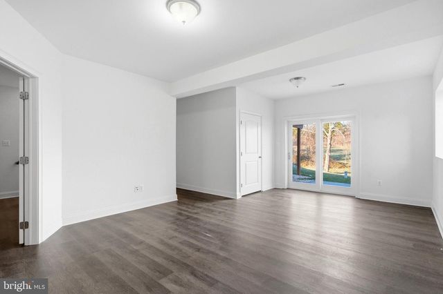 4337 BARBERRY DR, Huntingtown, MD 20639