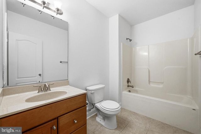 4337 BARBERRY DR, Huntingtown, MD 20639