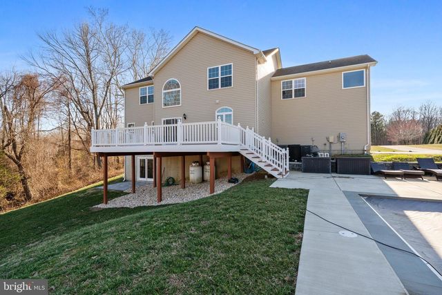 4337 BARBERRY DR, Huntingtown, MD 20639