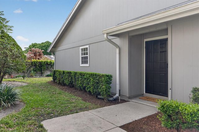 630 MAPLE OAK CIRCLE 102, Altamonte Springs, FL 32701