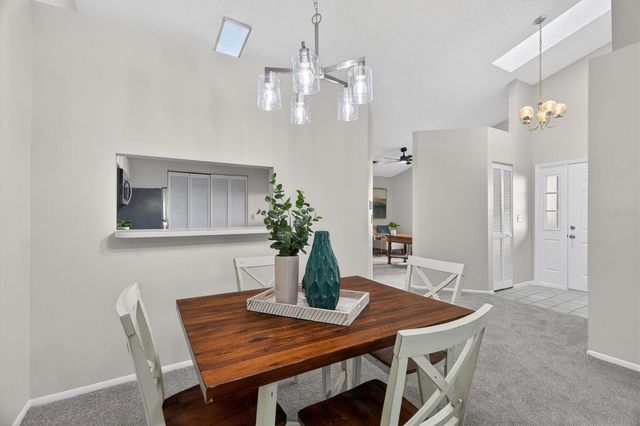 630 MAPLE OAK CIRCLE 102, Altamonte Springs, FL 32701