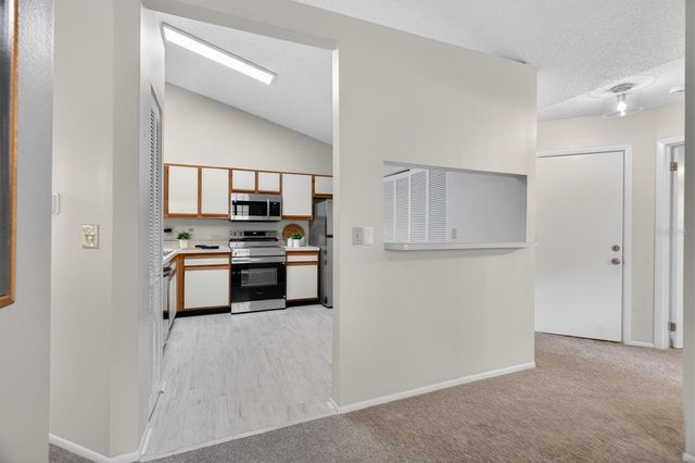 630 MAPLE OAK CIRCLE 102, Altamonte Springs, FL 32701