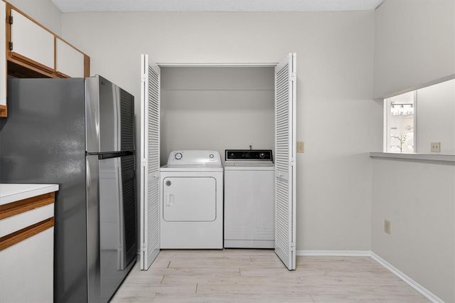 630 MAPLE OAK CIRCLE 102, Altamonte Springs, FL 32701