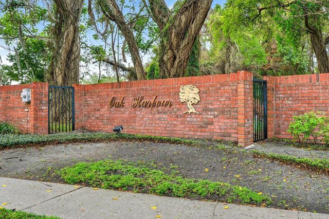630 MAPLE OAK CIRCLE 102, Altamonte Springs, FL 32701
