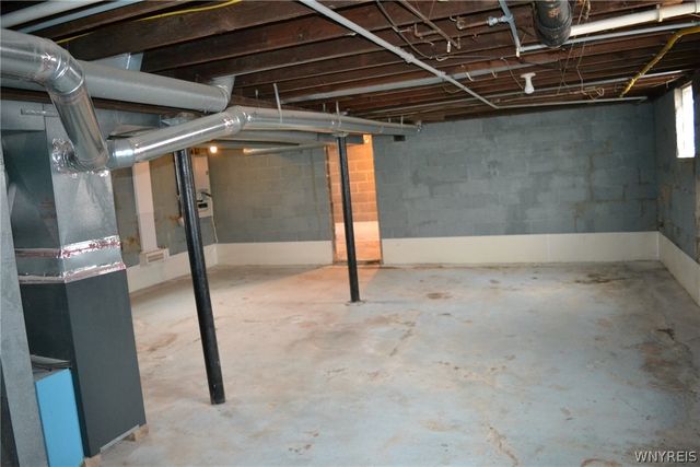 99 Lind Avenue, West Seneca, NY 14224