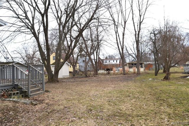 99 Lind Avenue, West Seneca, NY 14224