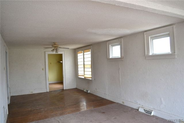 99 Lind Avenue, West Seneca, NY 14224