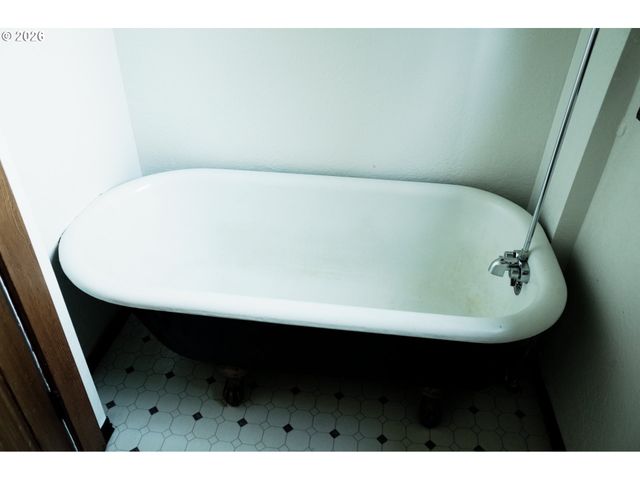 35 Ne 22ND Ave, Portland, OR 97232