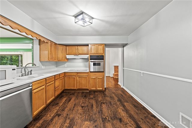 682 Milford Hills Drive, Miami Twp, OH 45150